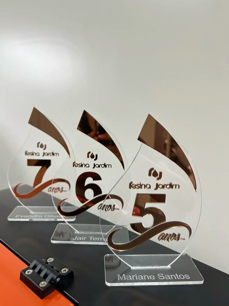 Plaque Commémorative #40 - Israss PUB